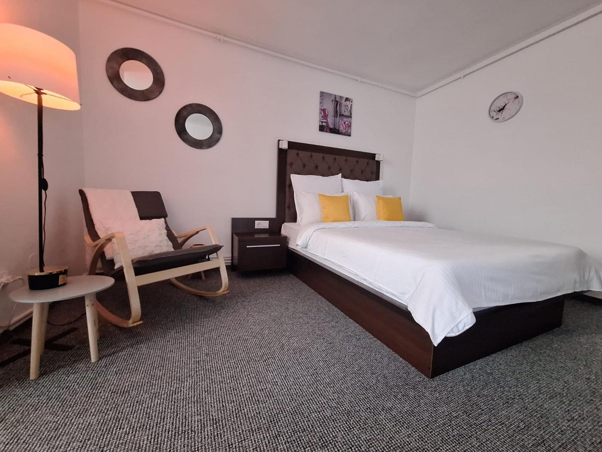 Onyx - Radiance Aparthotel Brasov Bagian luar foto
