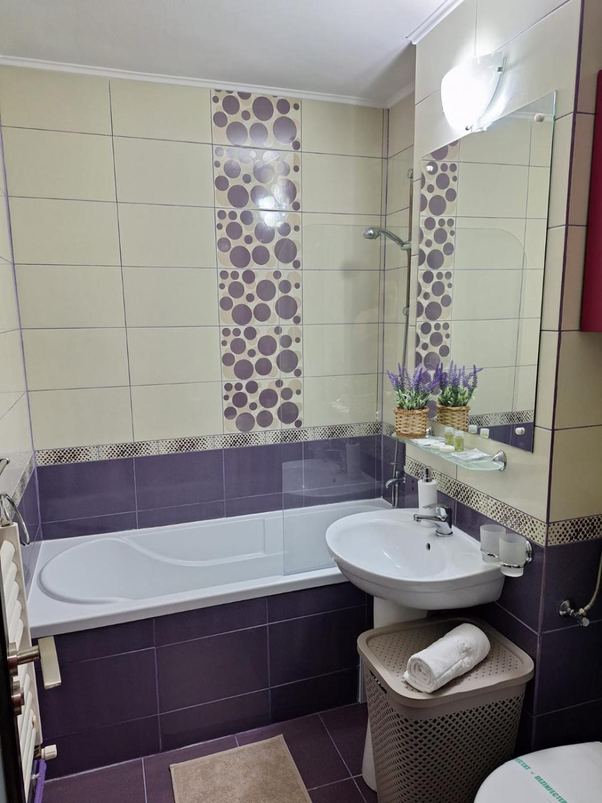 Onyx - Radiance Aparthotel Brasov Bagian luar foto